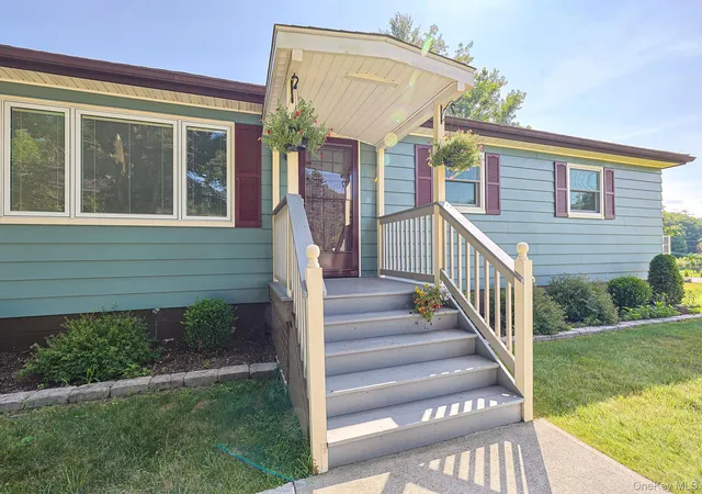 4th image of 552 Lake View Ter, Esopus, NY 12401 | MLS# 1009931