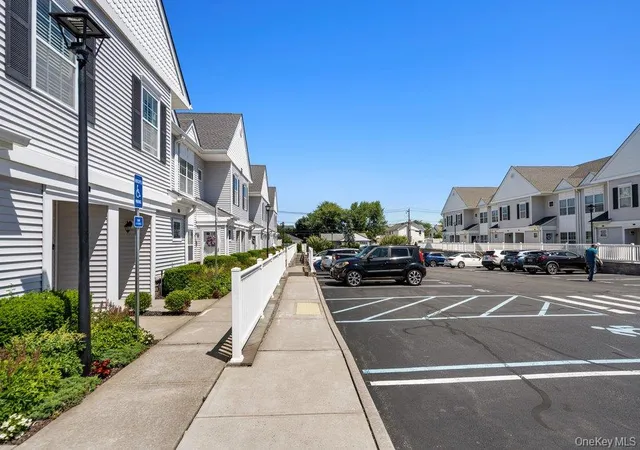 4th image of 54 Spring Dr, Hempstead, NY 11783 | MLS# 1009935