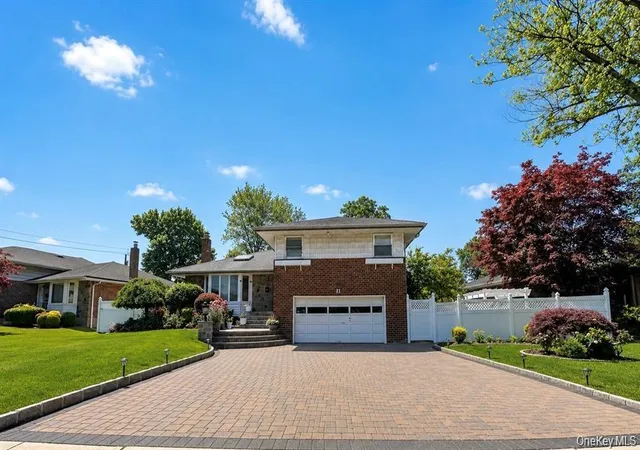 1st image of 3 Carolyn Ct, Syosset, NY 11791 | MLS# 1009938