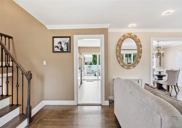 4th image of 453 2Nd Ave, Oyster Bay, NY 11762 | MLS# 1009951
