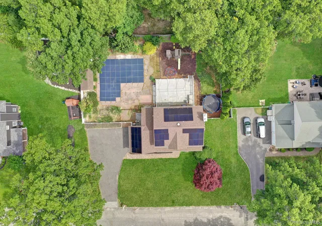 Photo 1 of Sale Pending at 27 4th Avenue, Rocky Point, NY 11778 | MLS# 1009954 | Listing updated on 2026-07-17