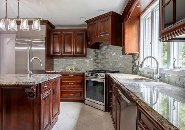 Photo 3 of Single family home for sale at 478 Carnation Ave, Hempstead, NY 11001 | MLS# 1009955 | Listing updated on 2026-10-23