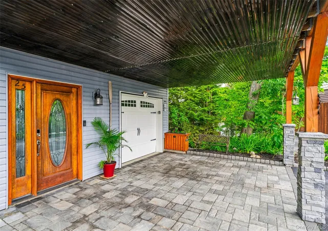 Photo 3 of Sale Pending at 25 Cove Rd, Warwick (town), NY 10925 | MLS# 1009962 | Listing updated on 2026-10-08