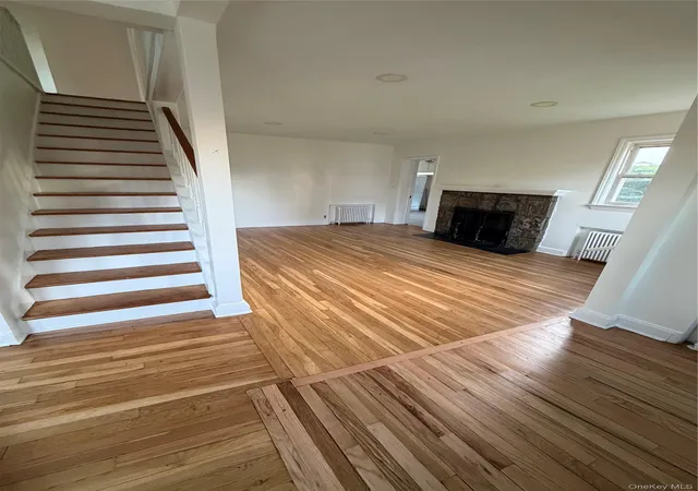 4th image of 94 E Fenimore St, Hempstead, NY 11580 | MLS# 1009969