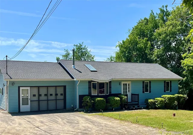 Photo 3 of Single family home for sale at 470 Ingrassia Rd, Middletown, NY 10940 | MLS# 1009972 | Listing updated on 2026-10-08