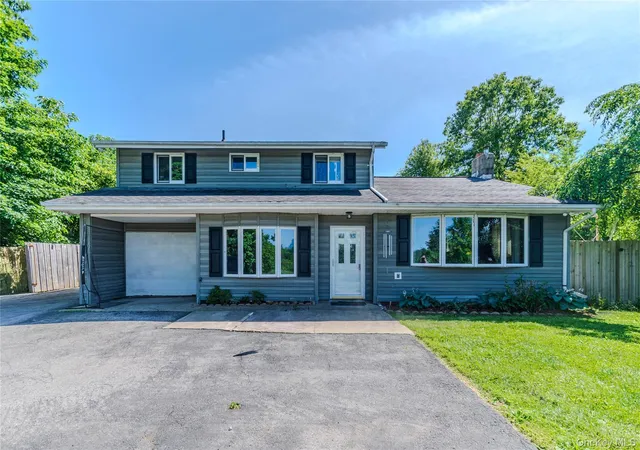 Homes for sale in Lloyd, NY | 12 Ose Rd, Lloyd, NY 12528 | MLS# 1009977