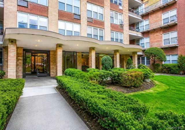 2nd image of 9411 59 Ave #D-17, Elmhurst, NY 11373 | MLS# 1010009