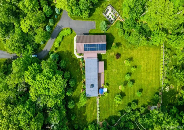 5th image of 44 Woodlands Trl, Clinton Corners, NY 12514 | MLS# 1010034