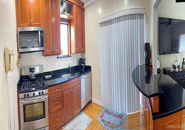 5th image of 15-17 146Th St, Whitestone, NY 11357 | MLS# 1010049