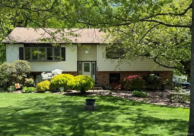 1st image of 150 Schweizer Ln, Clarkstown, NY 10954 | MLS# 1010071