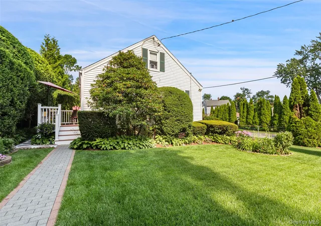 Homes for sale in Rye Town, NY | 11 Brook Rd, Rye Town, NY 10573 | MLS# 1010086