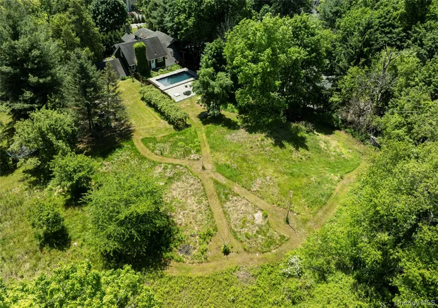 50th image of 147 Smith Clove Rd, Woodbury, NY 10917 | MLS# 1010106