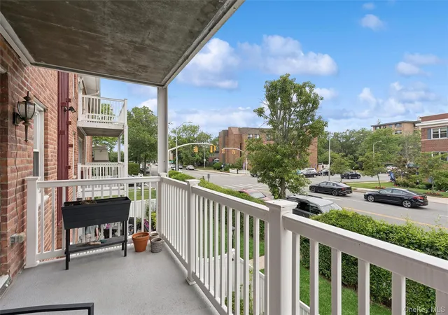 4th image of 61 Maine Ave #D12, Hempstead, NY 11570 | MLS# 1010115
