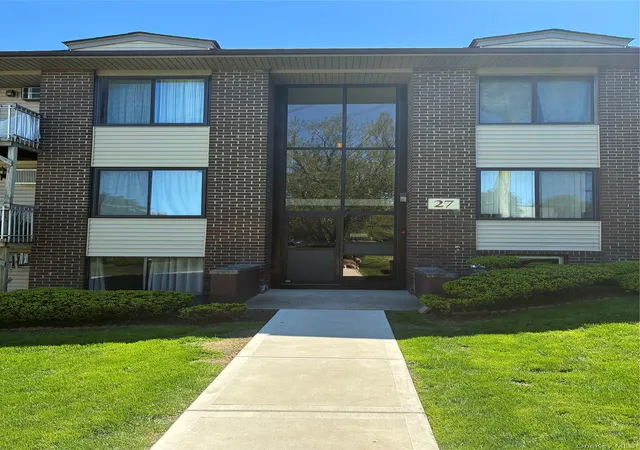 Homes for sale in Haverstraw, NY | 278 Country Club Ln #278, Haverstraw, NY 10970 | MLS# 1010118