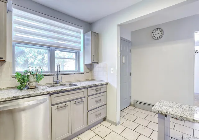 4th image of 202 Kearsing Pkwy, Monsey, NY 10952 | MLS# 1010122