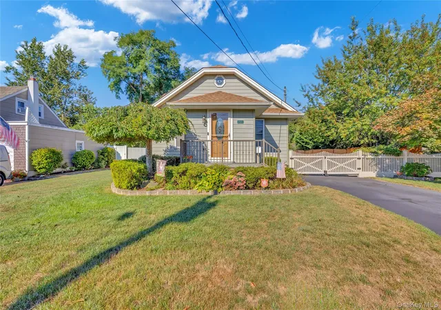 1st image of 245 N N 7th St, Lindenhurst, NY 11757 | MLS# 1010137