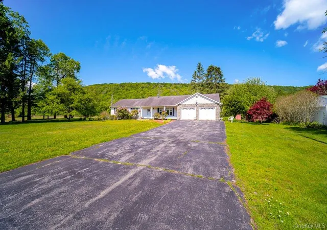 Photo 3 of Sale Pending at 253 Rockland Rd, Rockland, NY 12776 | MLS# 1010176 | Listing updated on 2026-08-18