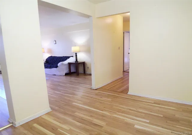 Photo 4 of Sale Pending at 1 Fisher Dr #520, Mount Vernon, NY 10552 | MLS# 1010188 | Listing updated on 2026-08-07