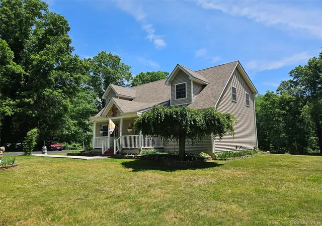 2nd image of 124 Long Ln, Bloomingburg, NY 12721 | MLS# 1010199