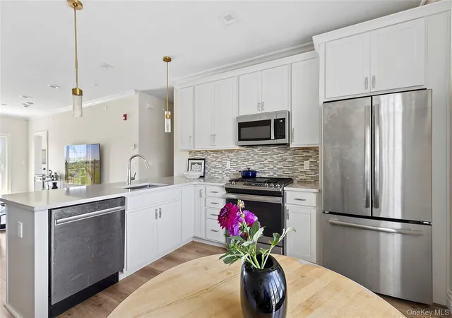 4th image of 4102 Fox Hill Dr, Calverton, NY 11933 | MLS# 1010214