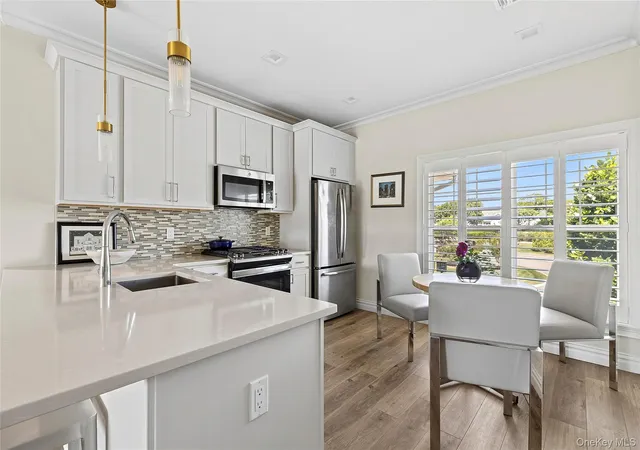 5th image of 4102 Fox Hill Dr, Calverton, NY 11933 | MLS# 1010214