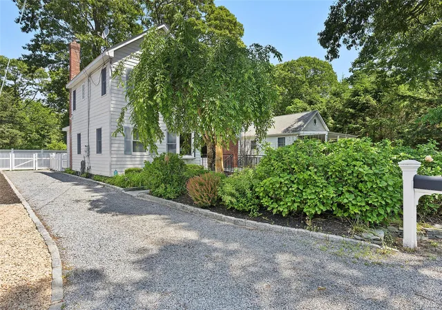 17th image of 54 Breezy Point Rd, Riverhead, NY 11792 | MLS# 1010219