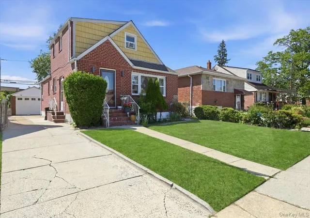 2nd image of 79 Wellington Rd, Hempstead, NY 11003 | MLS# 1010238