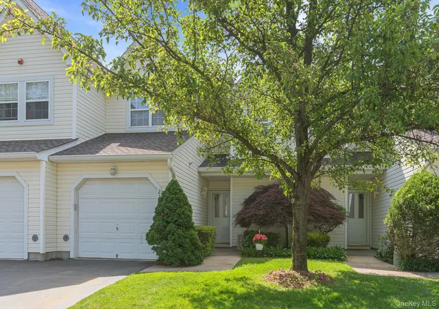 5th image of 222 Erik Dr, East Setauket, NY 11733 | MLS# 1010246