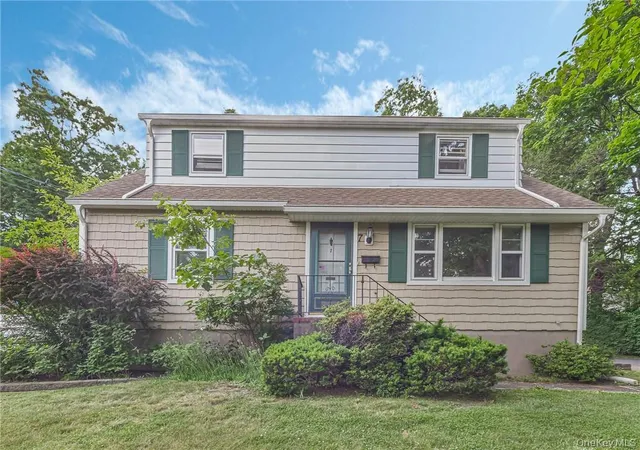 Homes for sale in Clarkstown, NY | 7 S Park Ave, Clarkstown, NY 10954 | MLS# 1010292