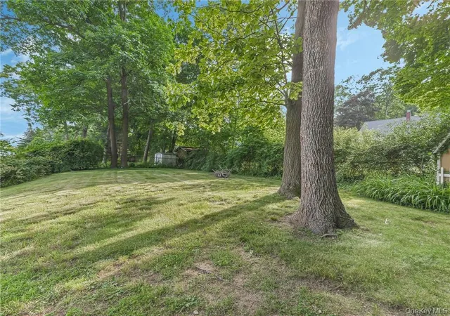 Homes for sale in Clarkstown, NY | 7 S Park Ave, Clarkstown, NY 10954 | MLS# 1010292