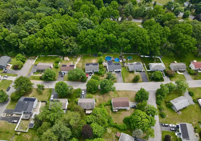 Photo 3 of Sale Pending at 11 Lynbrook Rd, Poughkeepsie, NY 12603 | MLS# 1010296 | Listing updated on 2026-08-13