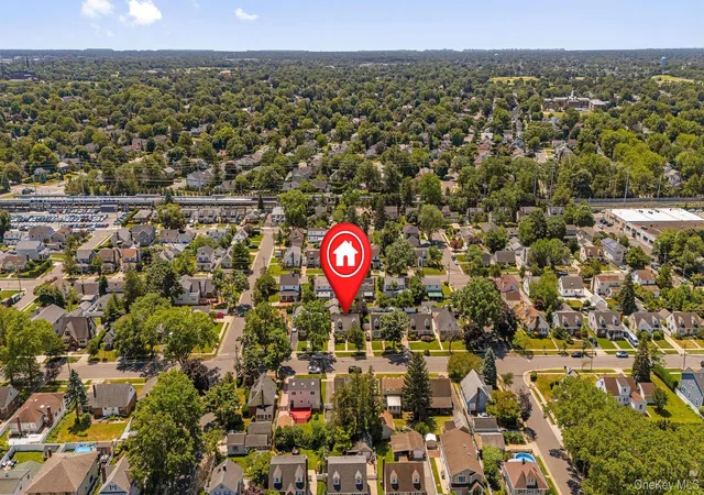 Homes for sale in North Hempstead, NY | 32 Broadway, North Hempstead, NY 11040 | MLS# 1010368
