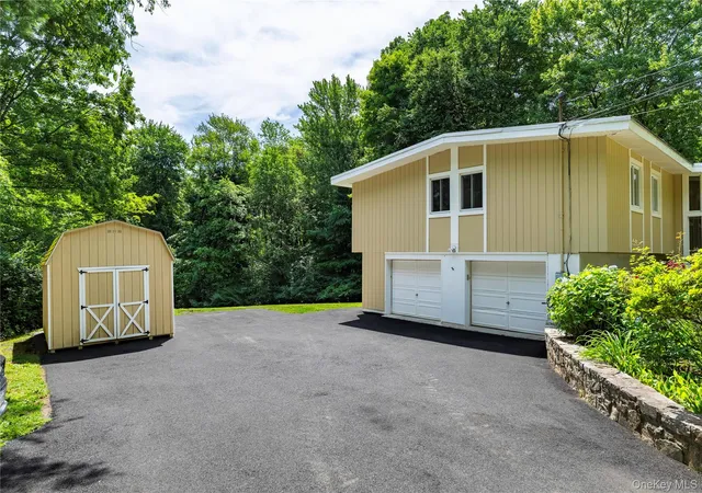 19th image of 326 Lovell St, Carmel, NY 10541 | MLS# 1010380