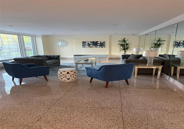 4th image of 14930 88th St, New York, NY 11414