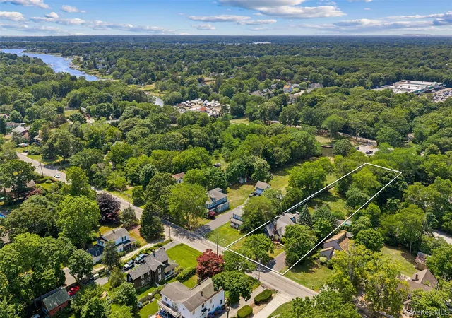 38th image of 16 Union Ave, Brookhaven, NY 11934 | MLS# 1010407