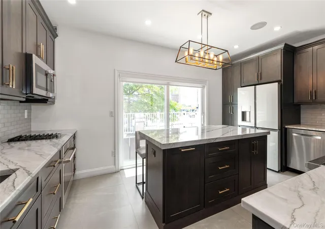 5th image of 1666 Seagirt Blvd, New York, NY 11691 | MLS# 1010410