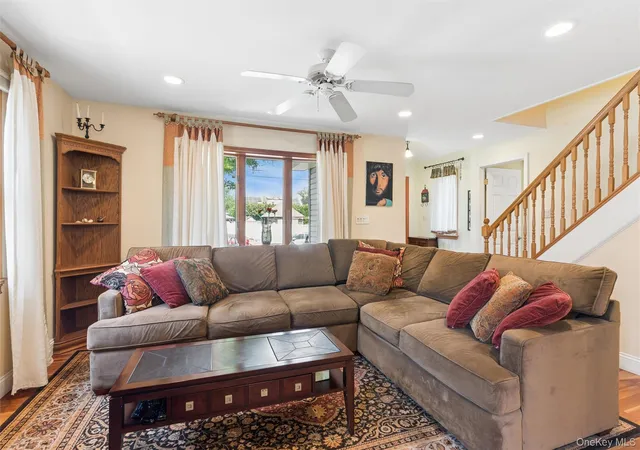 4th image of 307 Hughes St, Hempstead, NY 11710 | MLS# 1010421