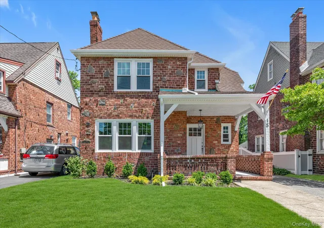 1st image of 15 Hampton Rd, Lynbrook, NY 11563 | MLS# 1010433