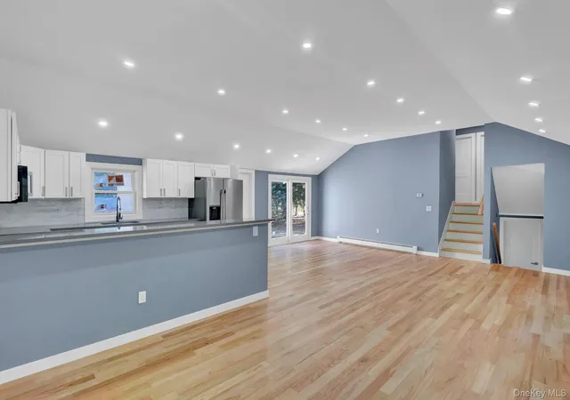 5th image of 85 Hawthorne St, Selden, NY 11784 | MLS# 1010442