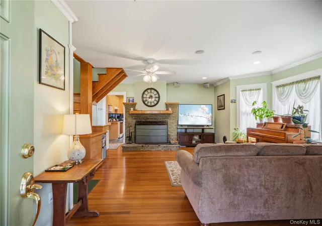 Photo 2 of Sale Pending at 115 Cedar Ave, Brookhaven, NY 11772 | MLS# 1010446 | Listing updated on 2026-08-09