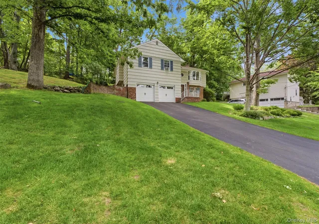 Homes for sale in Yorktown, NY | 3508 Campfire Rd, Yorktown, NY 10598 | MLS# 1010483
