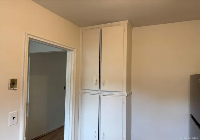 Photo 4 of Sale Pending at 21 Lawrence Dr #A, Greenburgh, NY 10603 | MLS# 1010485 | Listing updated on 2026-08-28