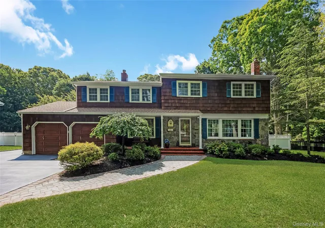 1st image of 28 Cygnet Dr, Smithtown, NY 11787 | MLS# 1010498
