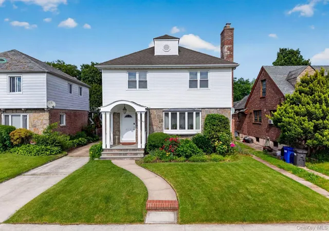 2nd image of 73 47 185th St, Fresh Meadows, NY 11366 | MLS# 1010512
