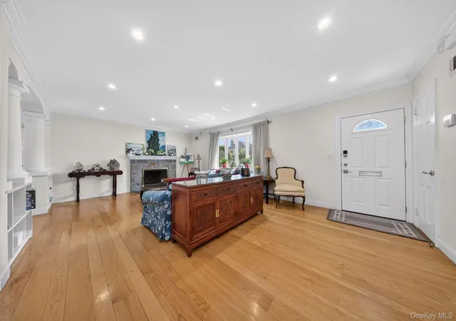 4th image of 73-47 185Th St, Fresh Meadows, NY 11366 | MLS# 1010512