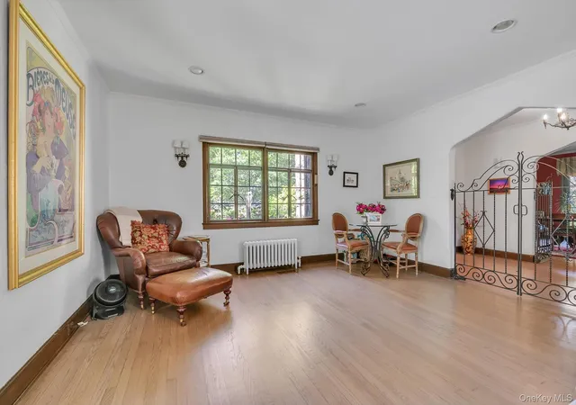Photo 4 of Sale Pending at 68 Beverly Rd, Great Neck, NY 11021 | MLS# 1010516 | Listing updated on 2026-06-26