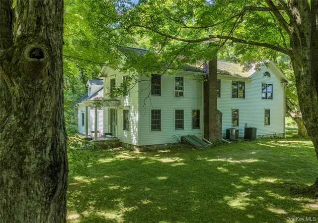 4th image of 64 S Quaker Hill Rd, Pawling, NY 12564 | MLS# 1010537