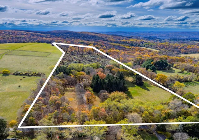 41st image of 64 S Quaker Hill Rd, Pawling, NY 12564 | MLS# 1010537