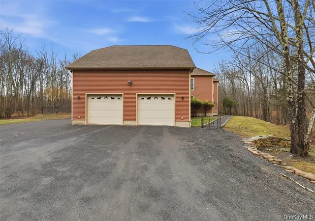 47th image of 6 Foxwood Rd, New Paltz, NY 12561 | MLS# 1010542