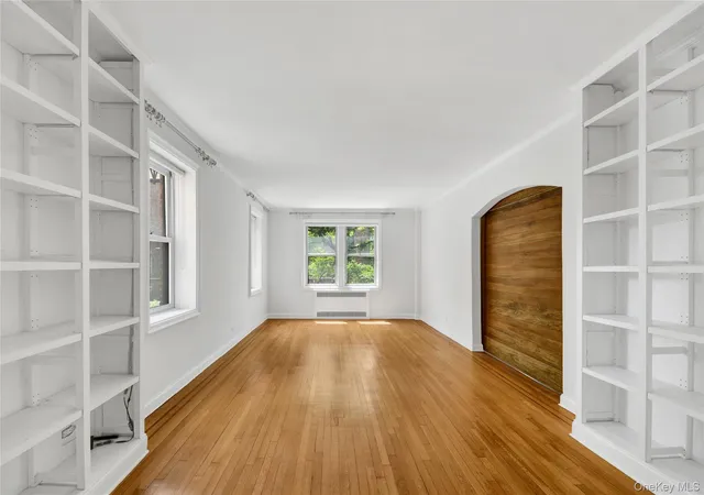 4th image of 300 Main St, White Plains, NY 10601
